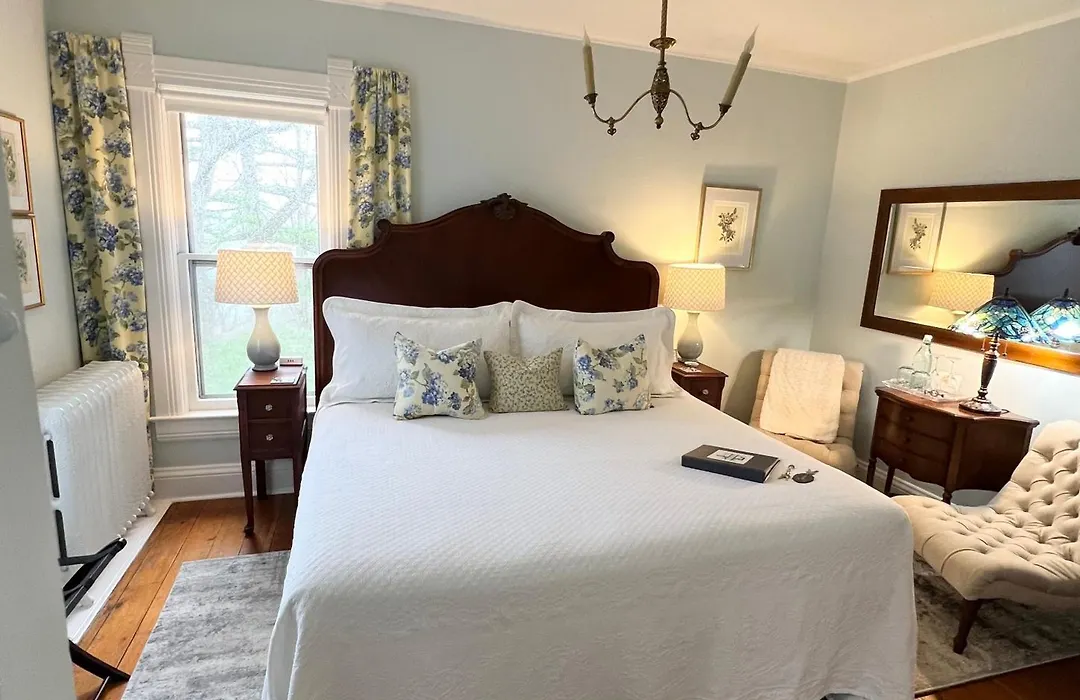 Lamberson Guest House-1